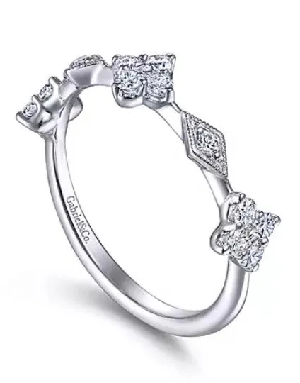 14K White Gold Diamond Cluster Station Ring