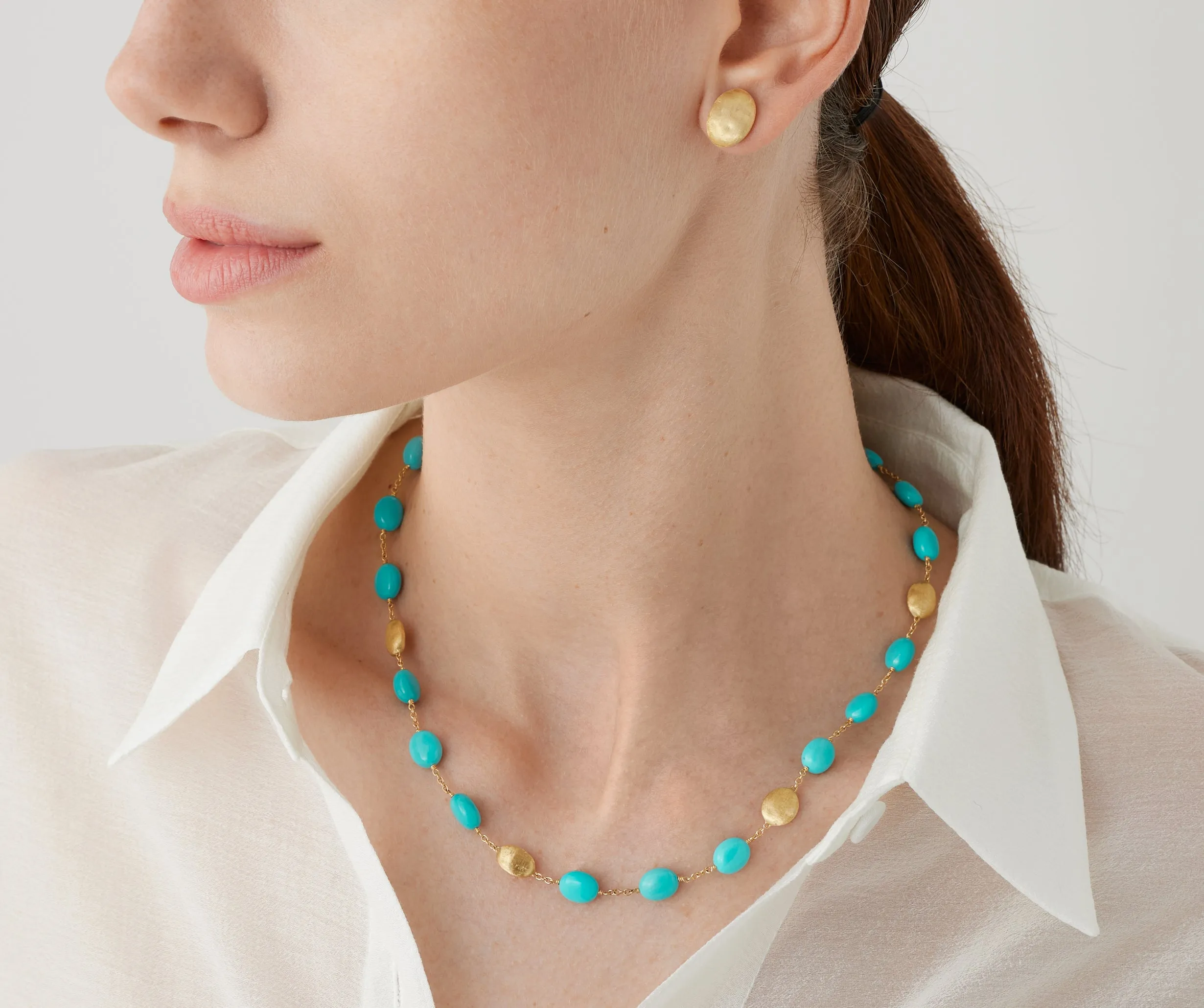 18K Yellow Gold Necklace with Turquoise, Short