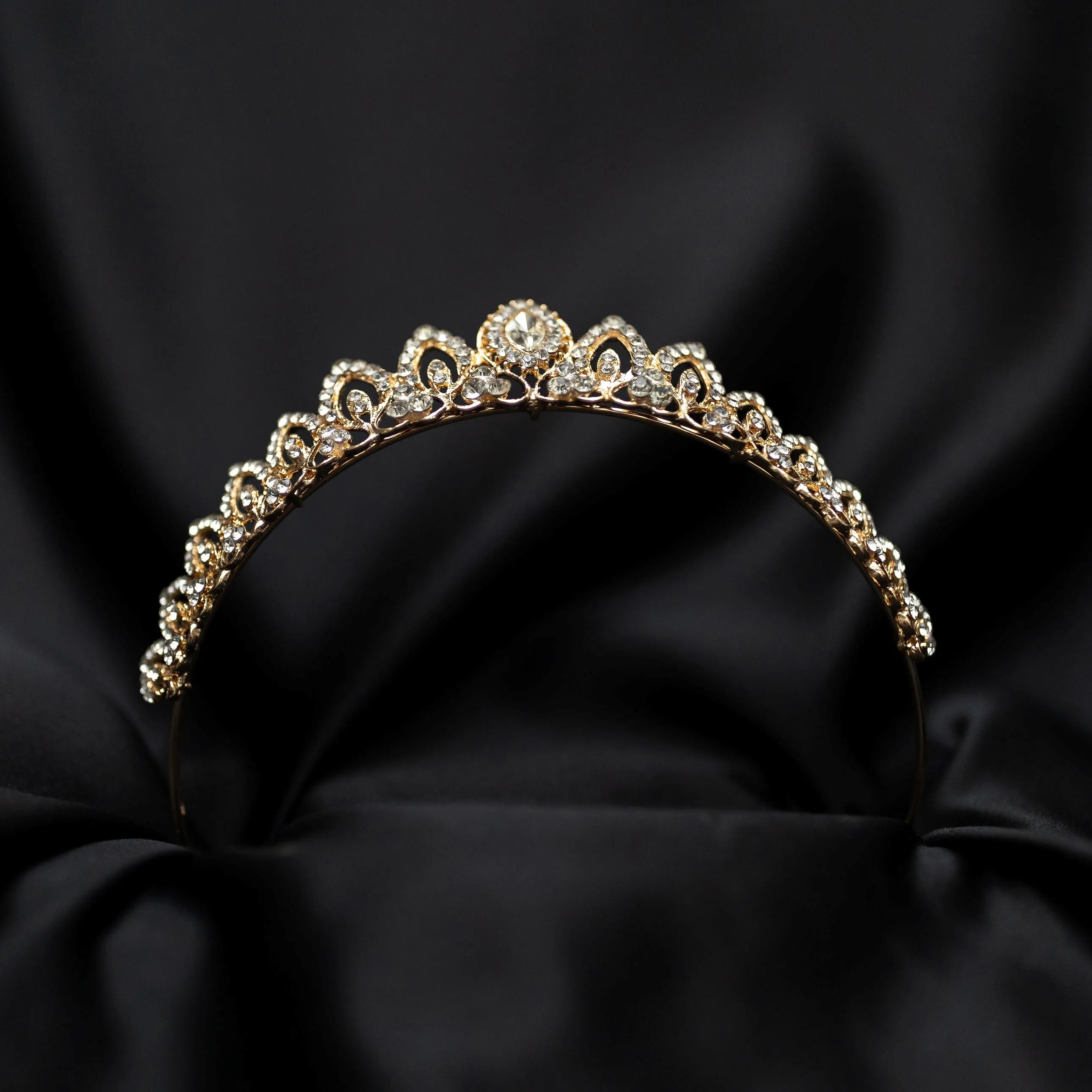 Amelia's Tiara in Gold