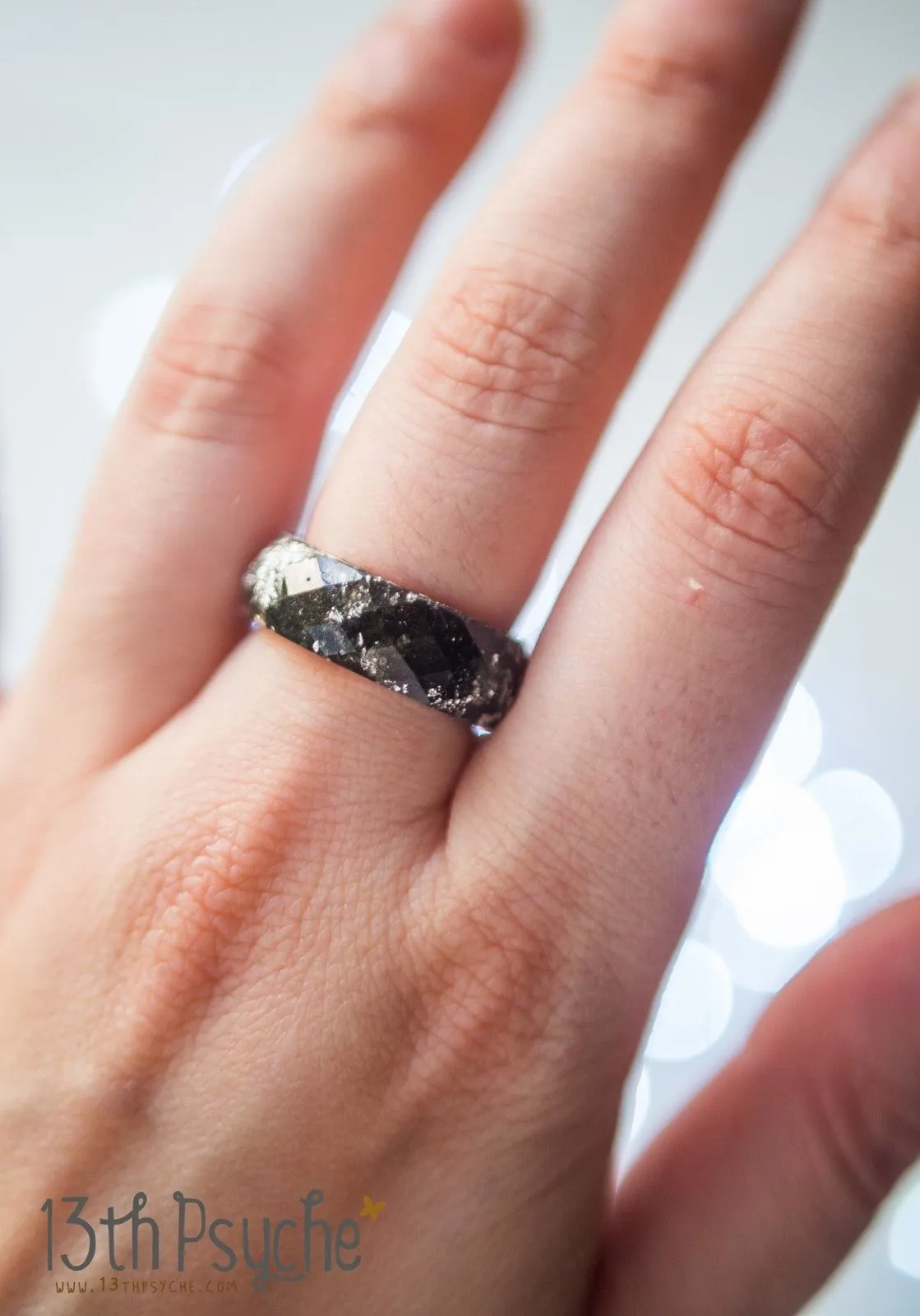 Black and silver flakes faceted resin ring