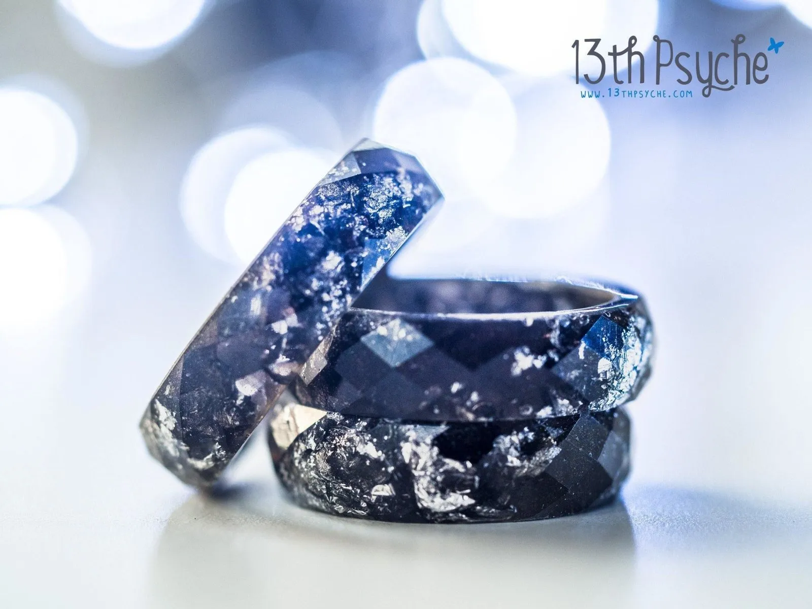 Black and silver flakes faceted resin ring