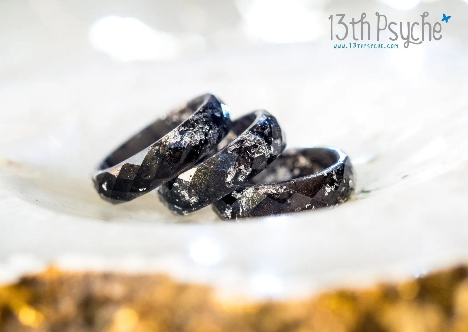 Black and silver flakes faceted resin ring