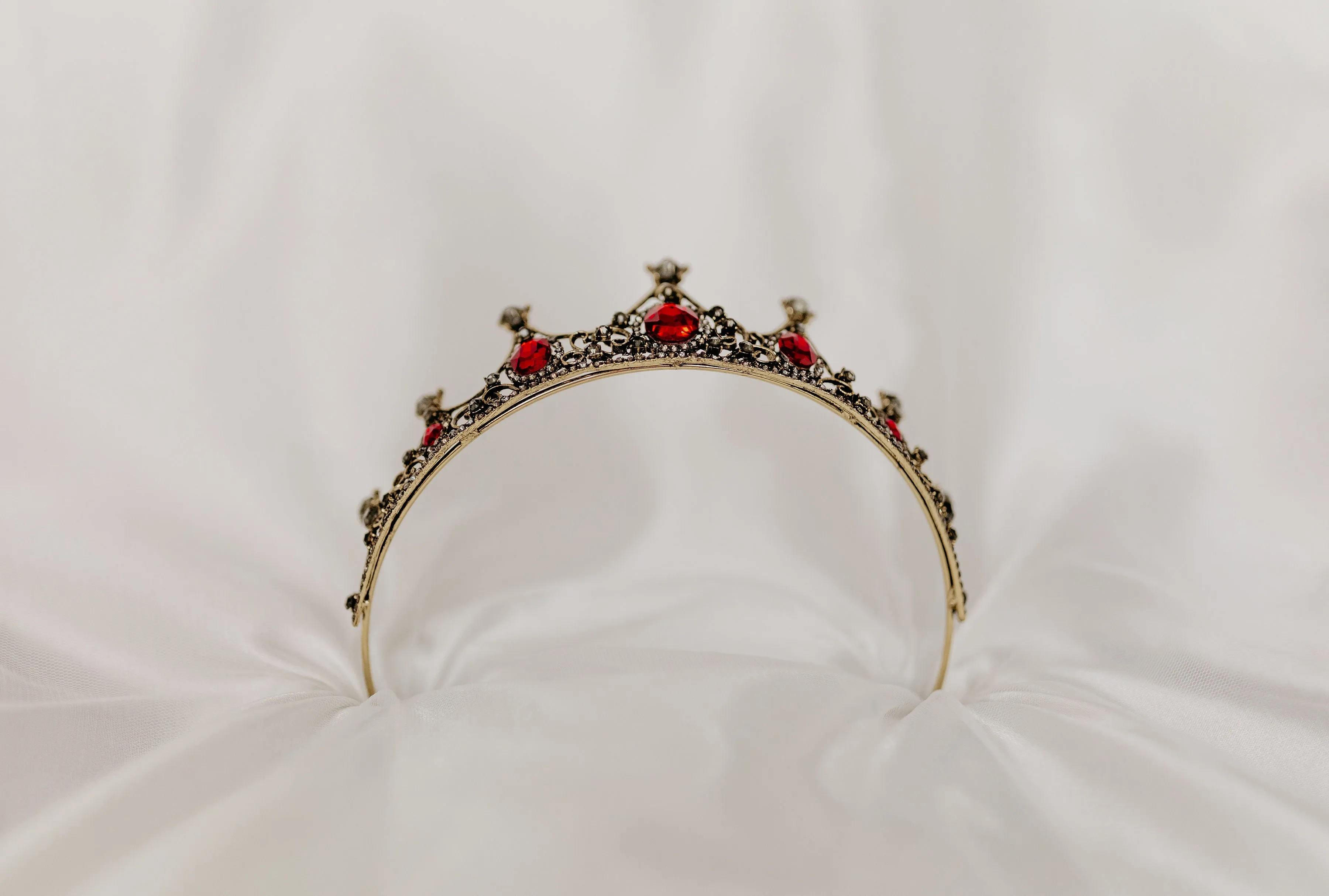 Cindy's Tiara in Red & Gray