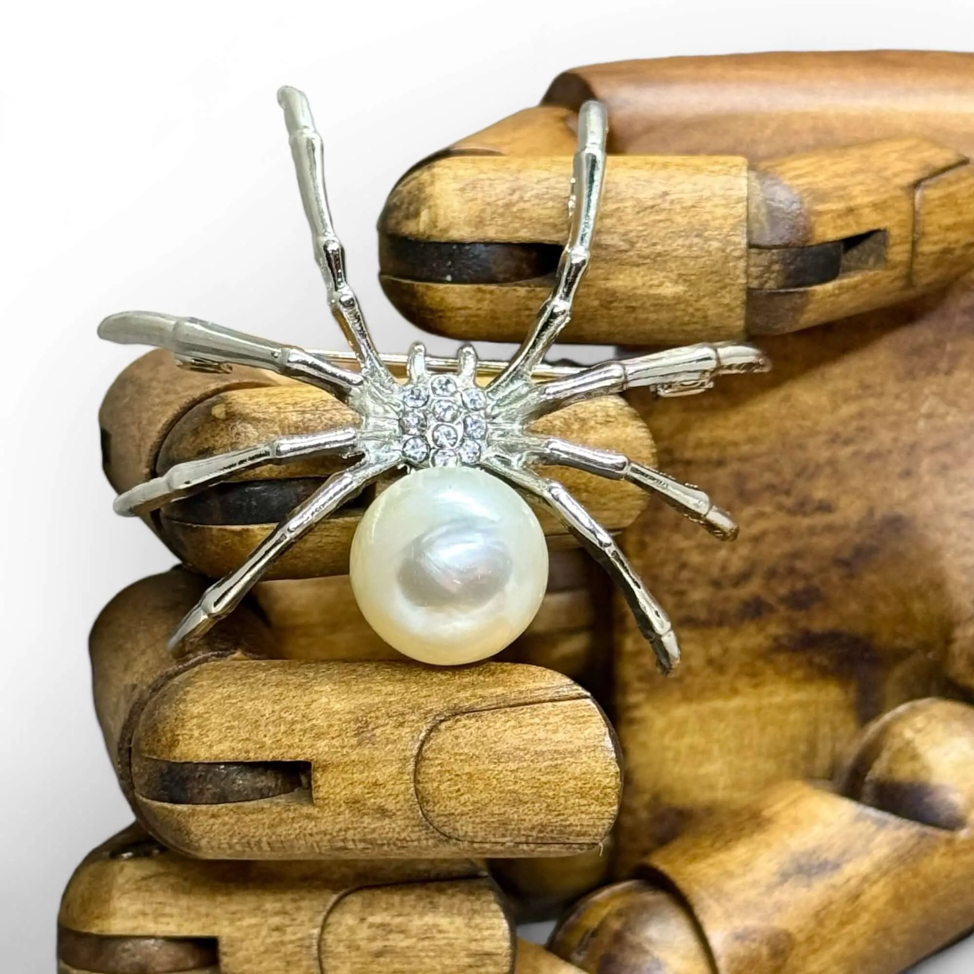 Faux Pearl Spider Brooch / Pendant