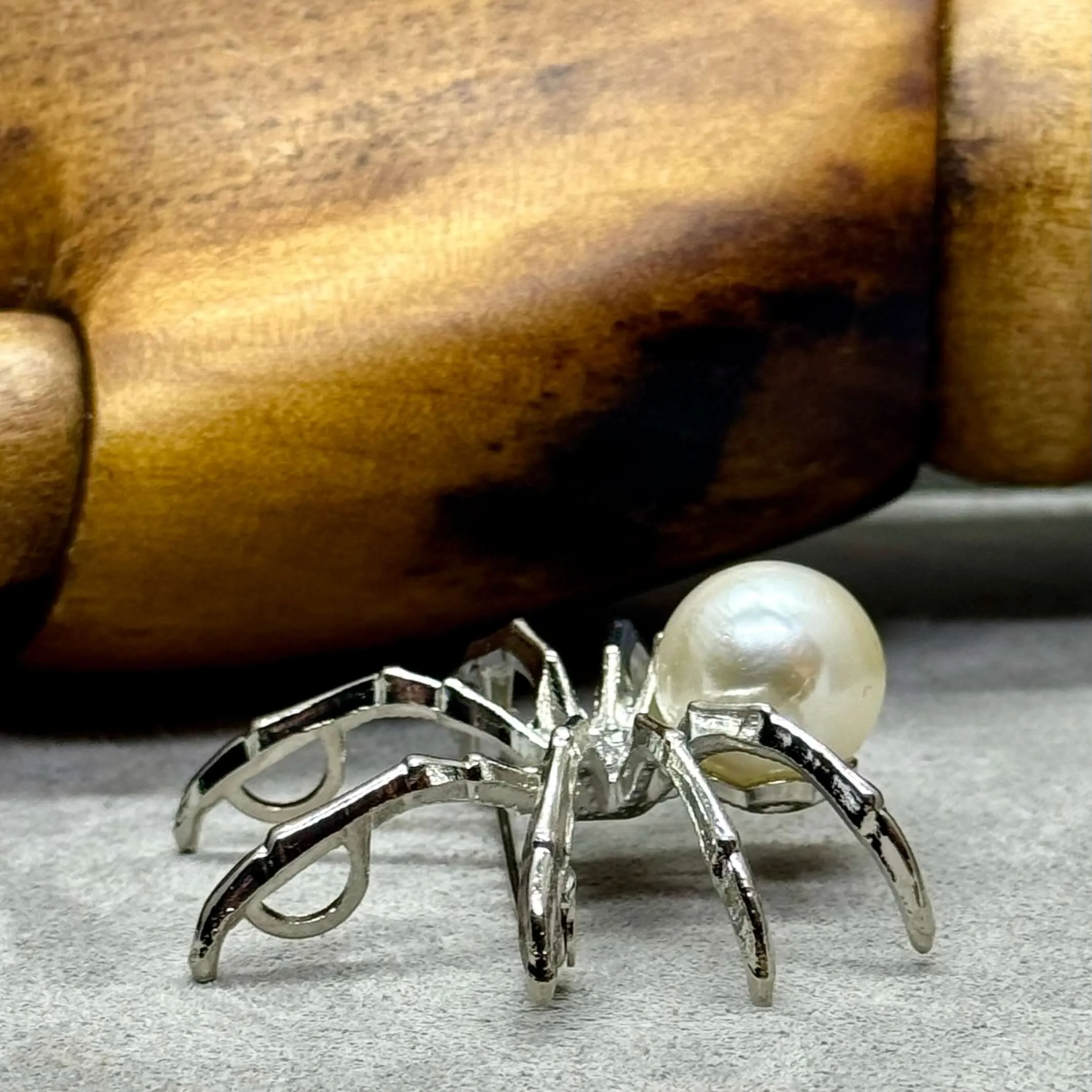 Faux Pearl Spider Brooch / Pendant