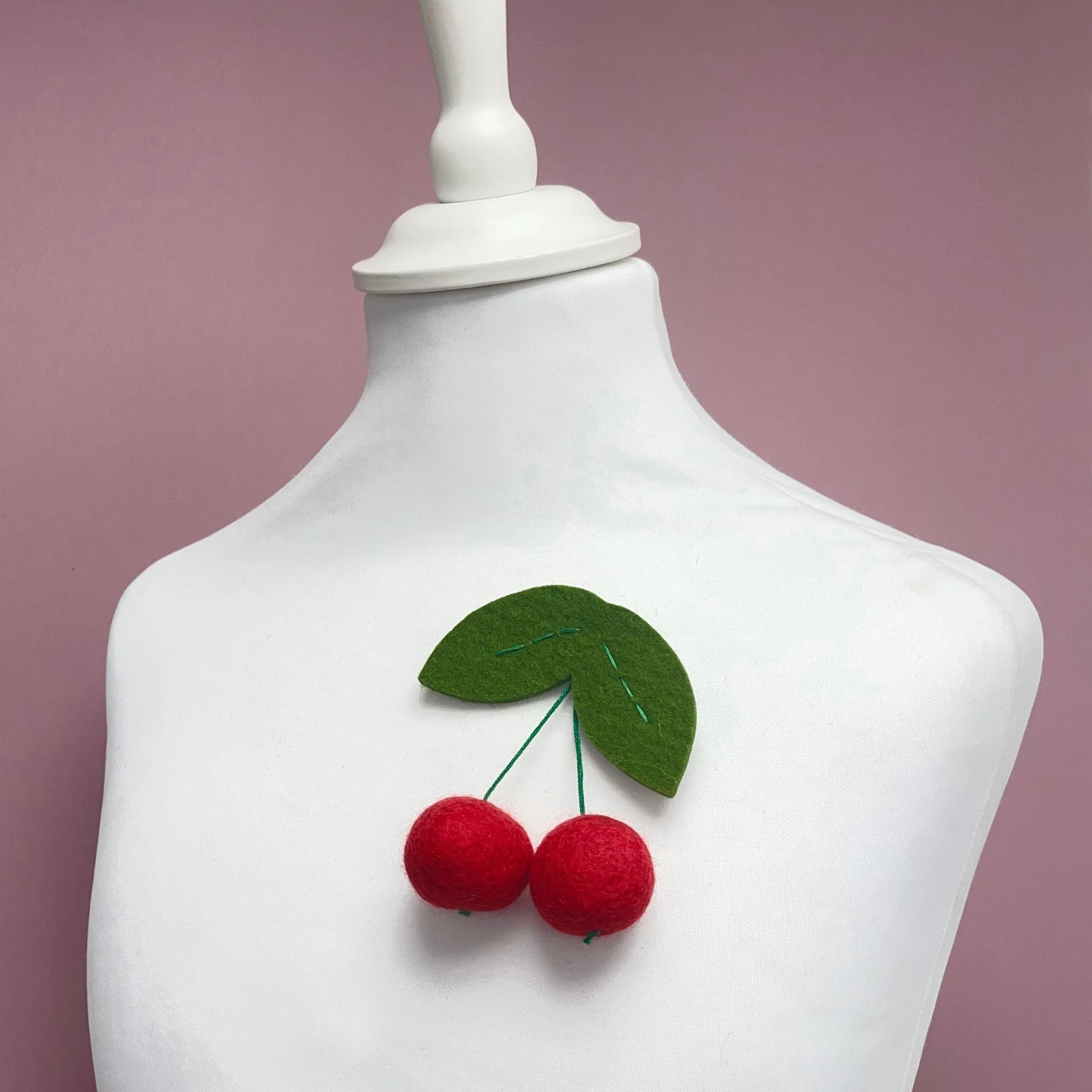 Felt brooch - cherries