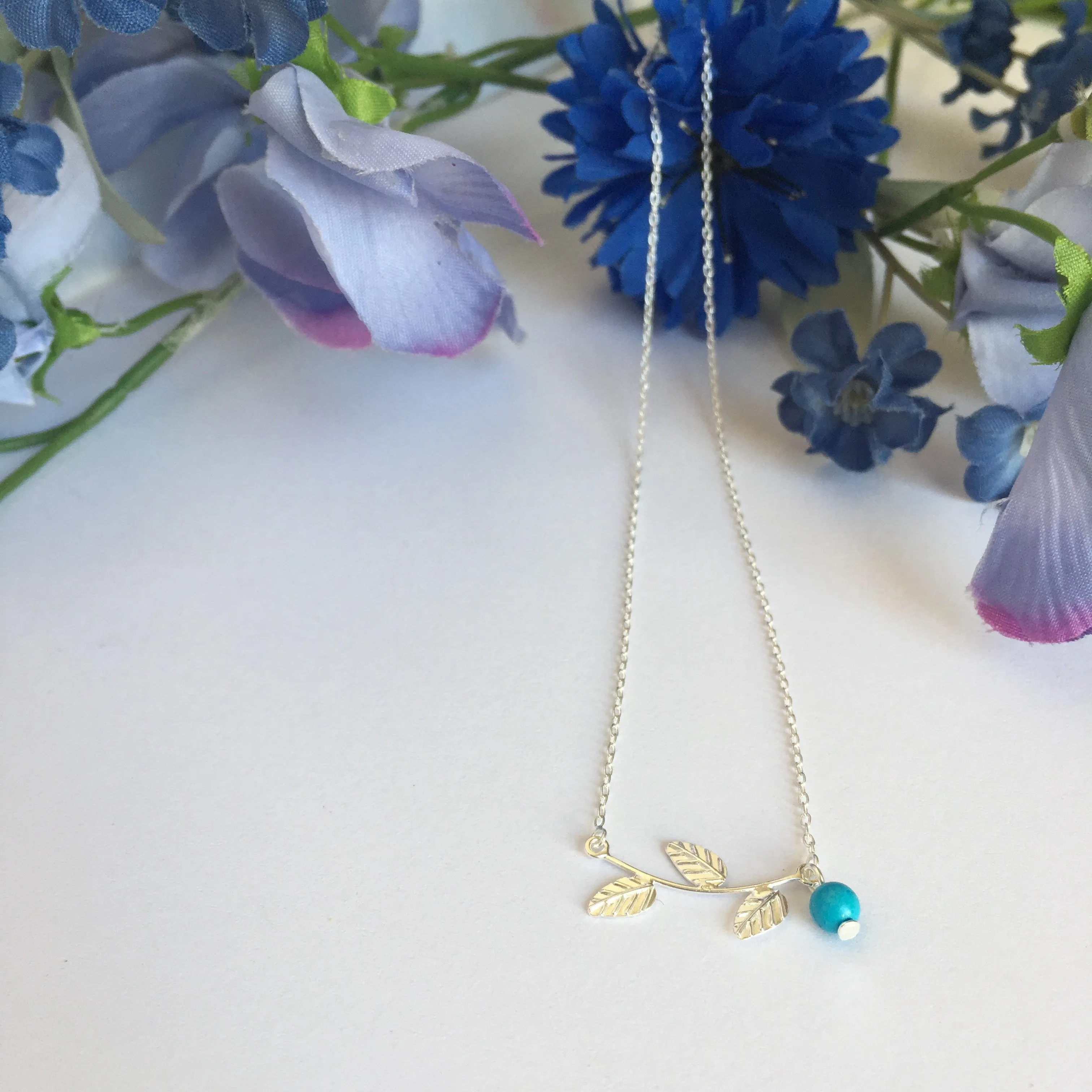 Forget Me Not Necklace - VNKL129