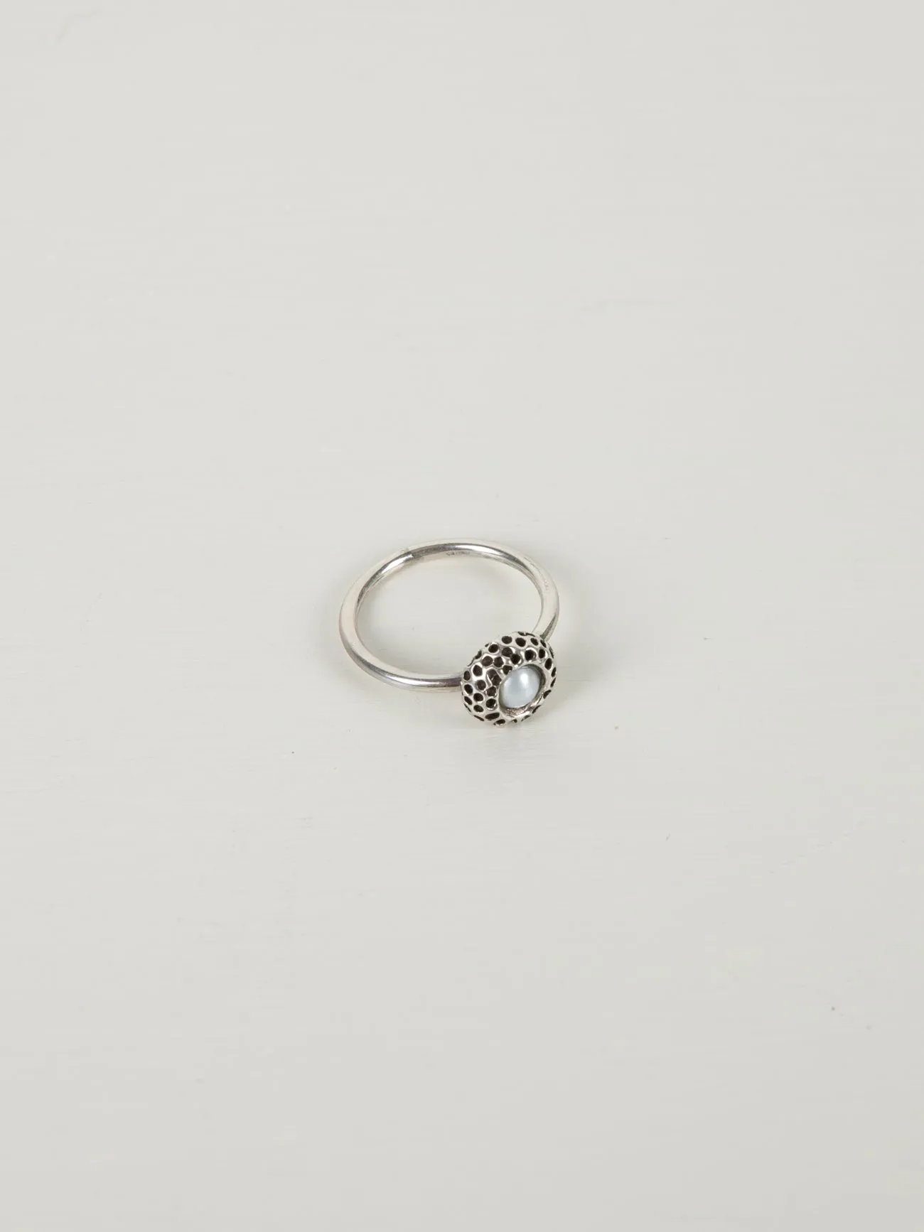 Kina Stackable Ring - Pearl