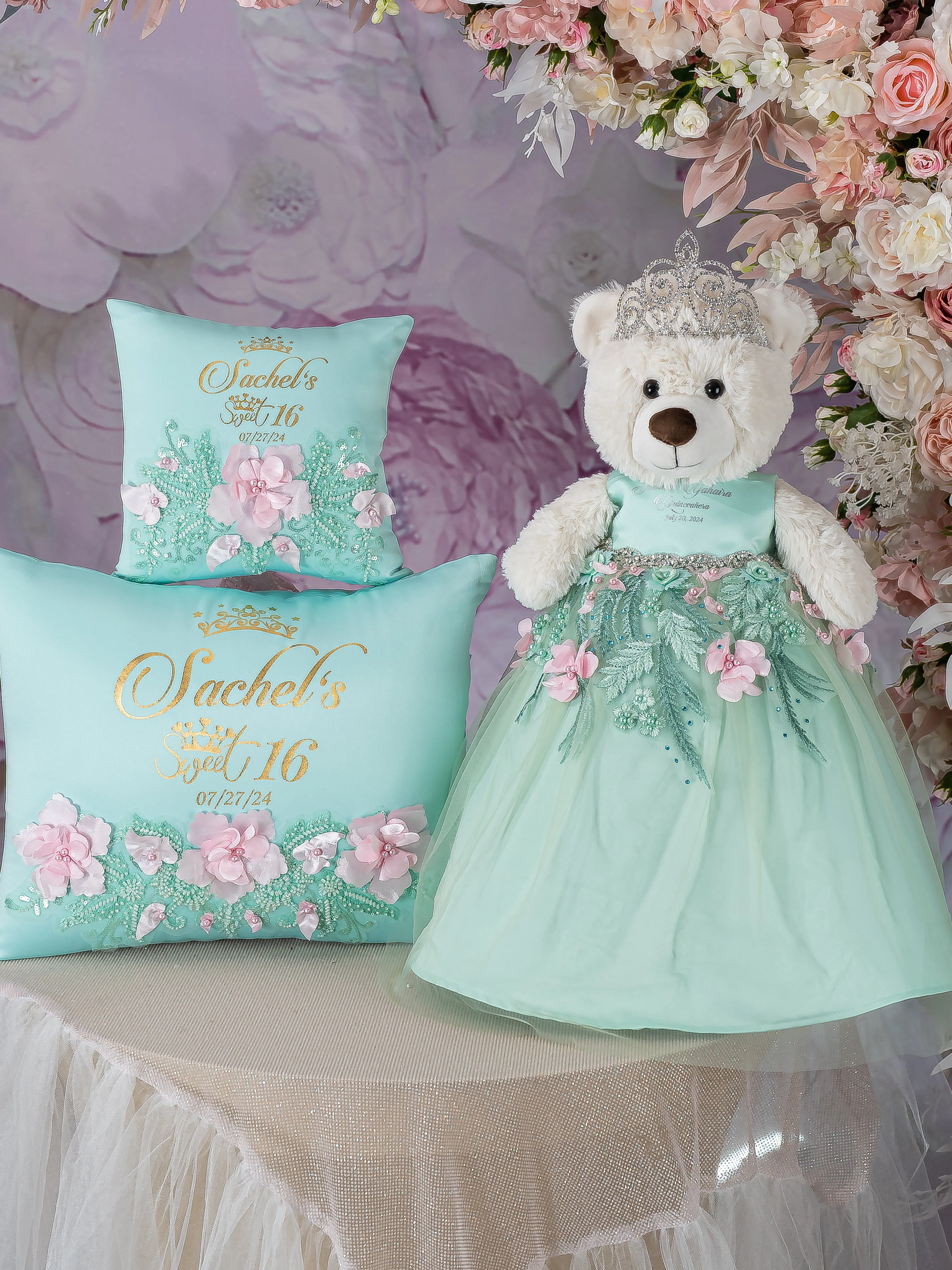 Mint Quinceanera Pillows Set