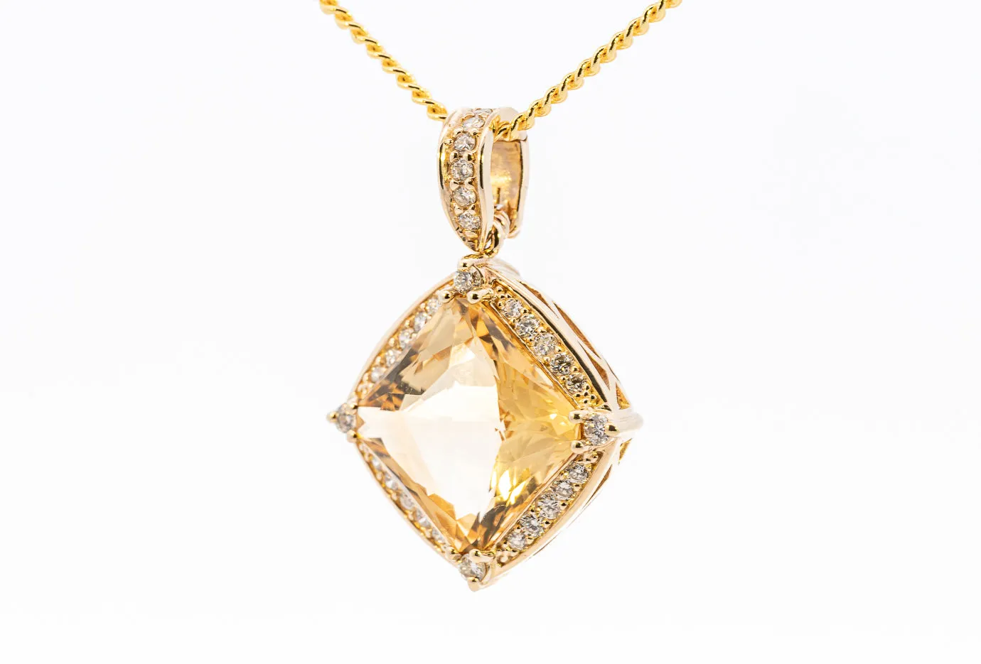 Radiant 9ct Yellow Gold 51-Stone Citrine & Diamond Pendant