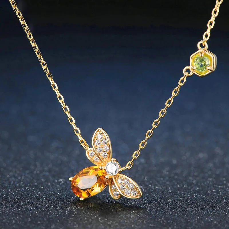 Sophisticated Queen Bee Fashion Pendant Necklaces