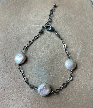 Superior Coin Pearl Bracelet