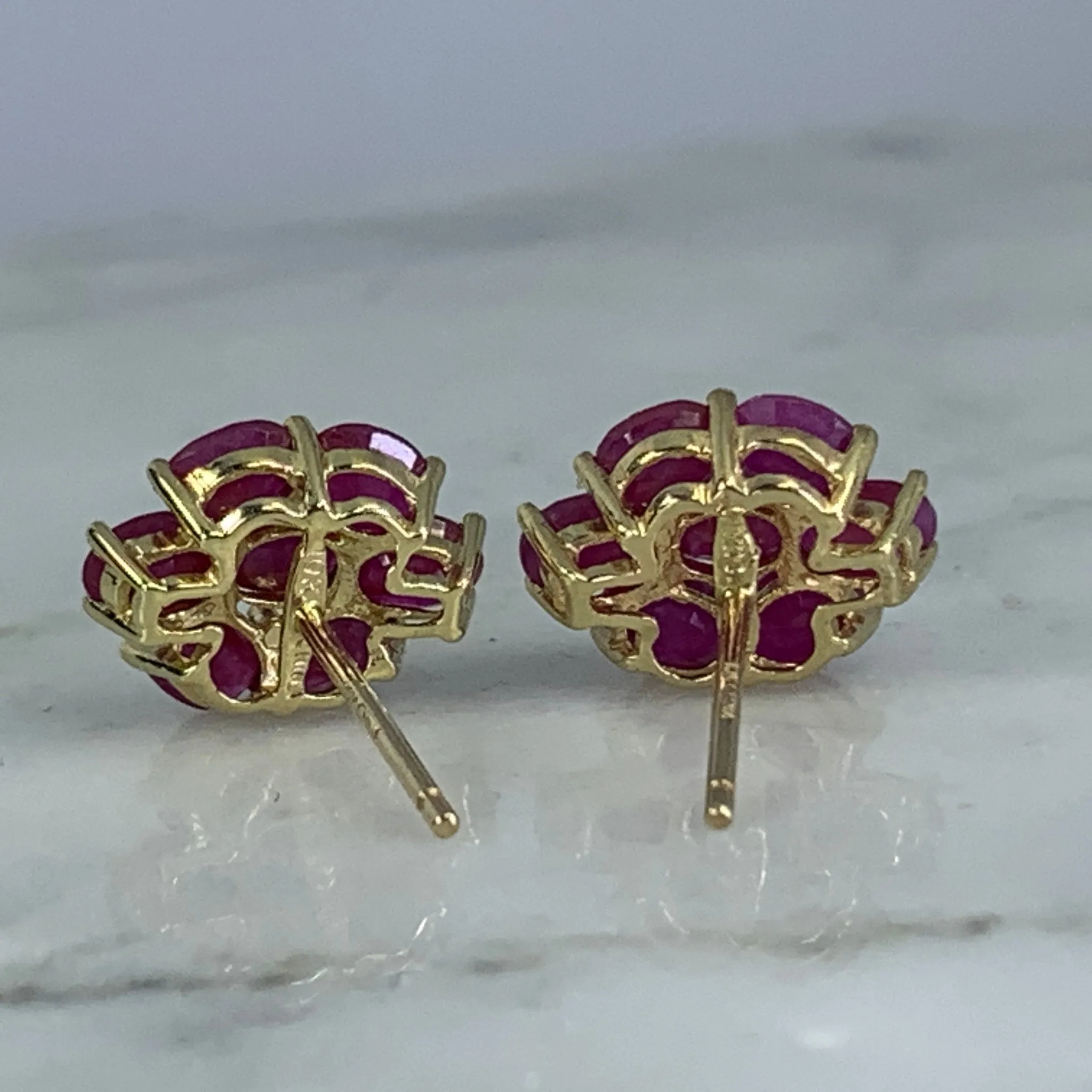 Vintage Ruby Cluster Earrings set in 10K Yellow Gold. July Birthstone. 15th Anniversary. Estate Jewelry.